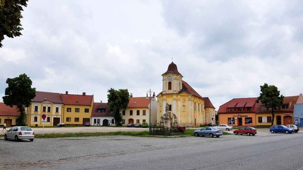 on hleda ji Veselí nad Moravou