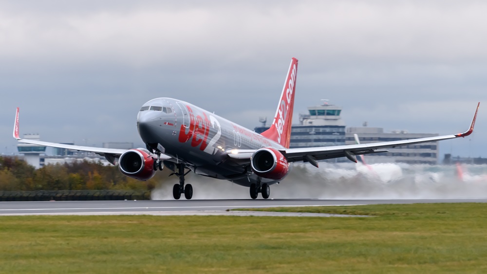 Jet2.com | © Andrew David Periam | Dreamstime.com