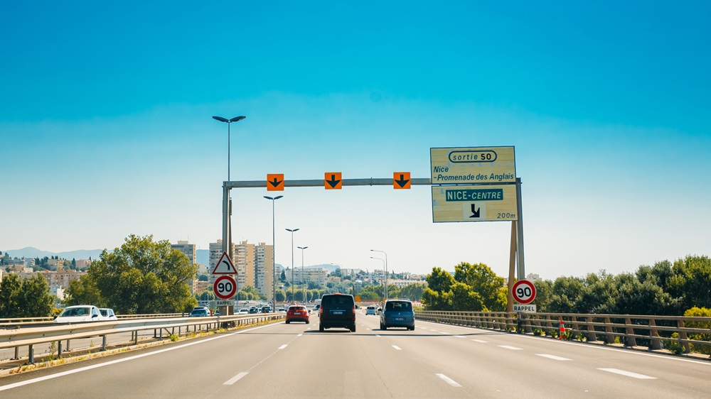 Dálniční poplatky Francie 2025 → Cena, jak platit, placené úseky