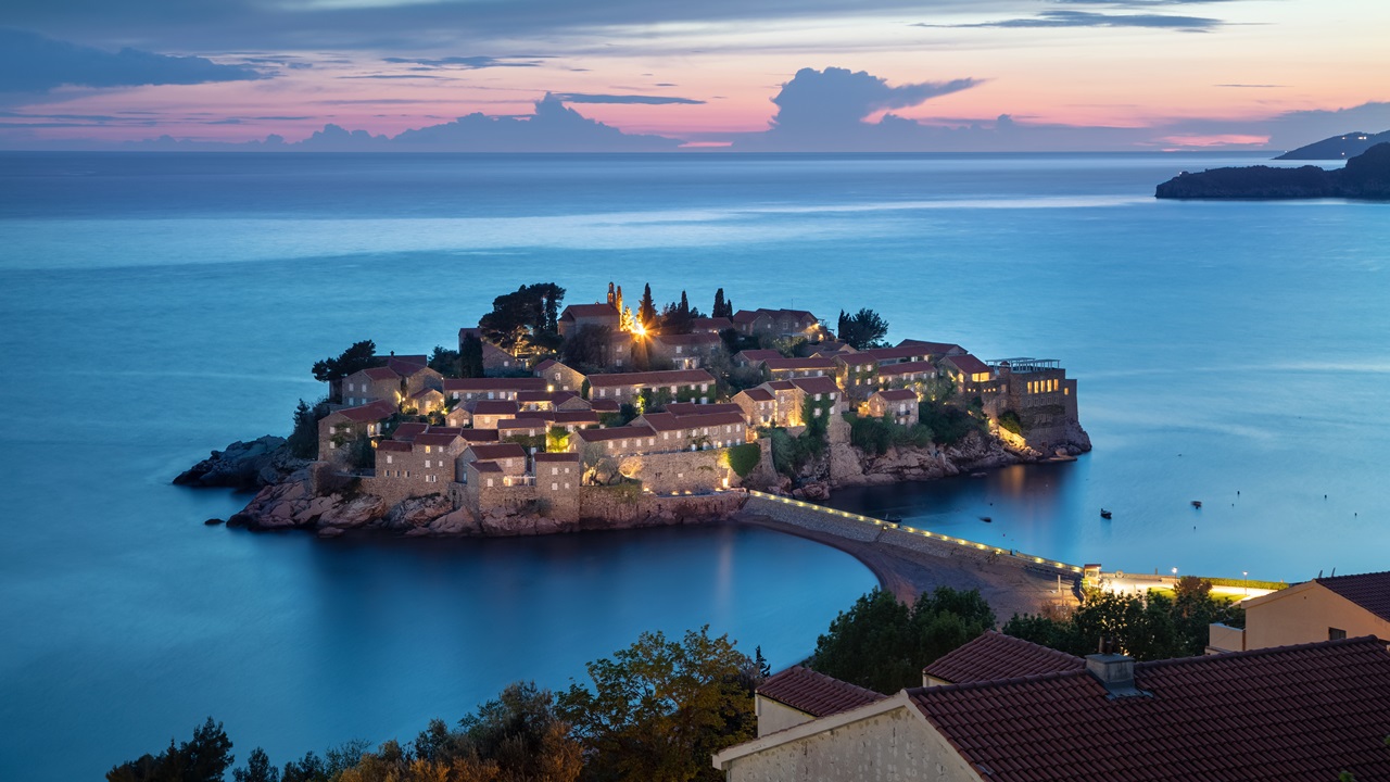 Dovolená Sveti Stefan | © Sergey Dzyuba | Dreamstime.com