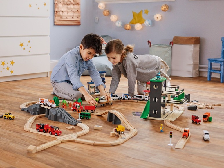 Dřevěná železnice Playtive Junior
