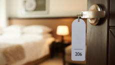 12 triků, jak ušetřit za hotel