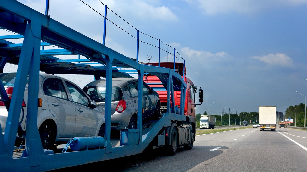 Jak koupit ojeté auto: Kde ověřit VIN kód a zjistit, jestli bylo bourané