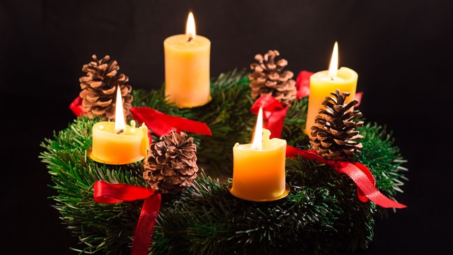 Jak vyrobit adventní věnec Jak vyrobit adventní věnec