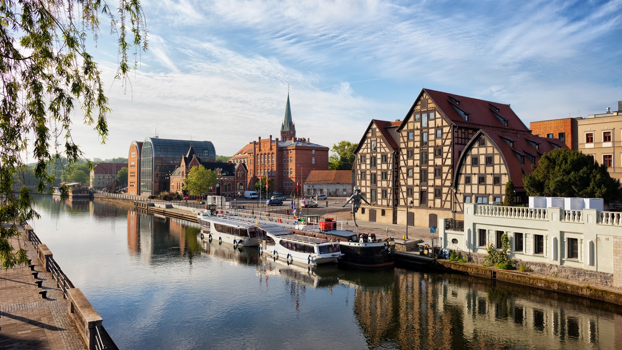 Letiště Bydgoszcz (BZG) | © Artur Bogacki | Dreamstime.com