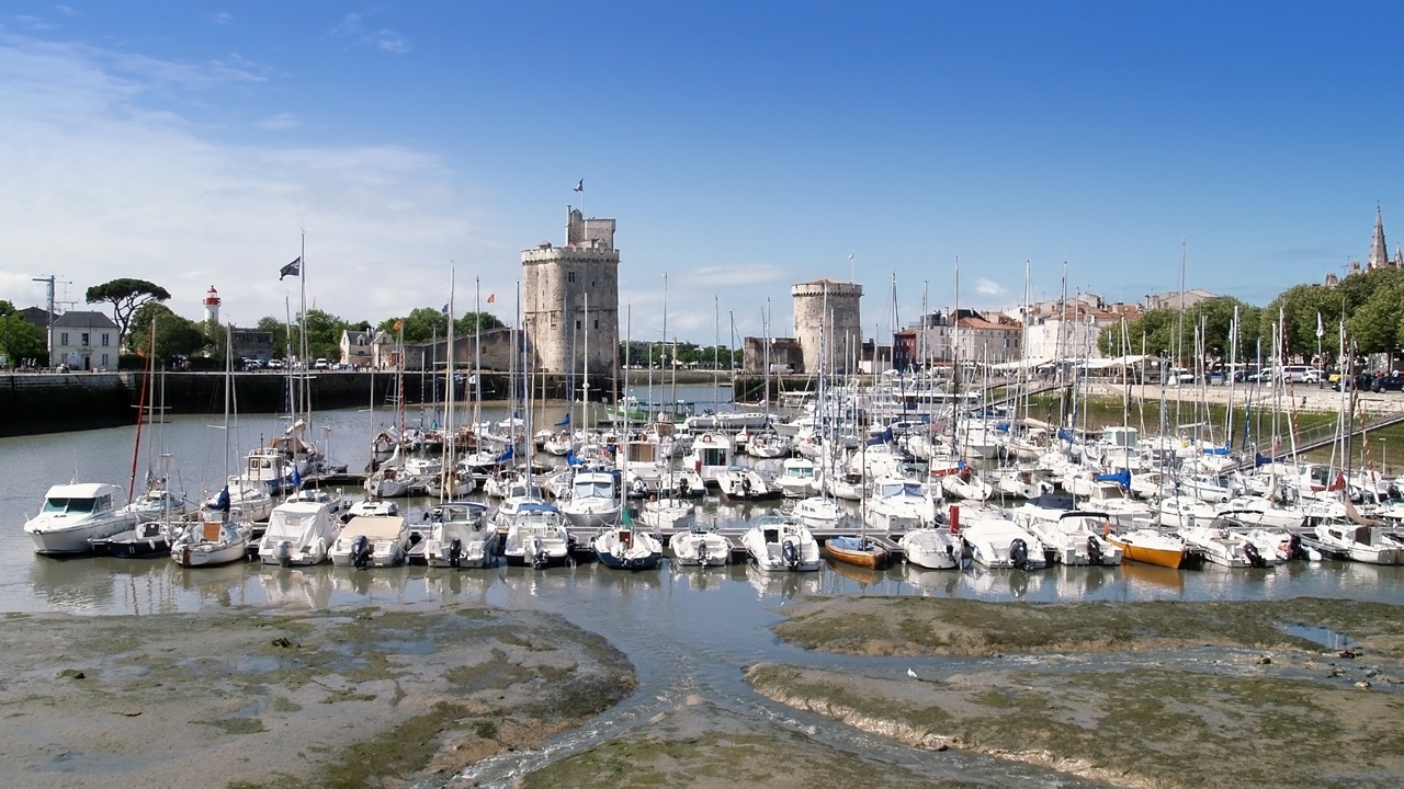 Letiště La Rochelle (LRH) | © Bunyos | Dreamstime.com