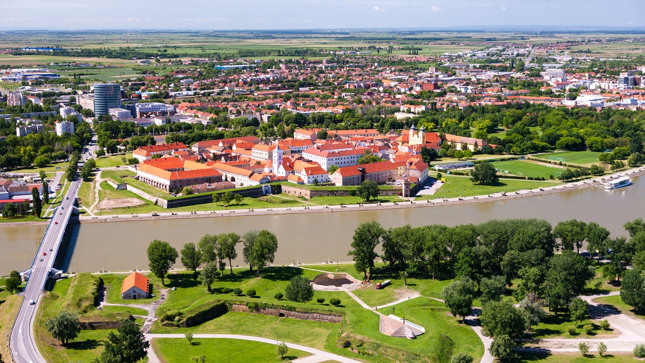 Letiště Osijek (OSI) | © Dreamstime.com