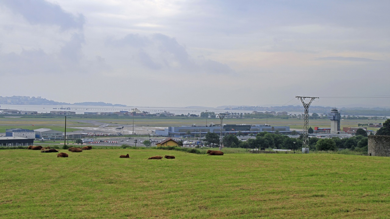 Letiště Santander (SDR) | © Andrey Salamchev | Dreamstime.com