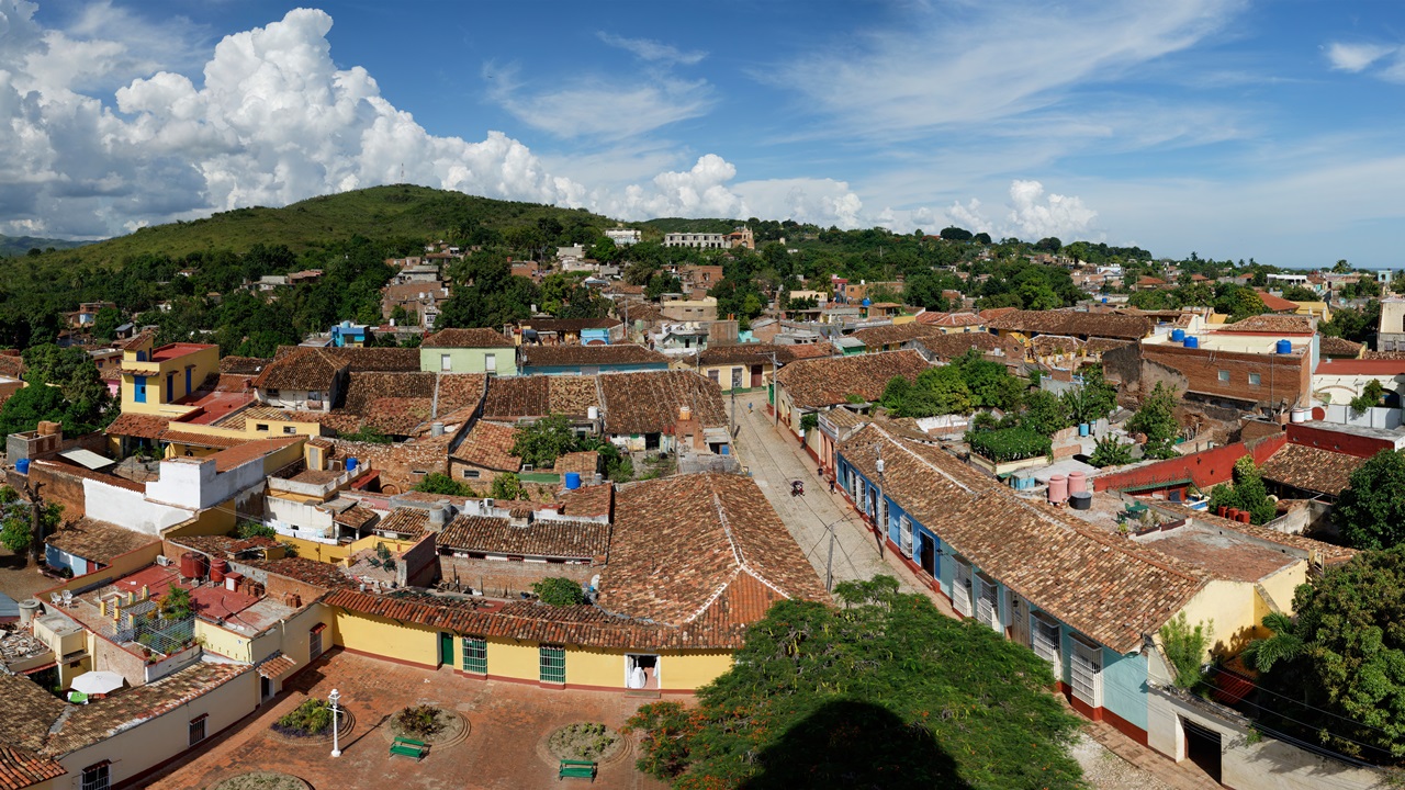 Letiště Trinidad (TND) | © zlotysu | Dreamstime.com