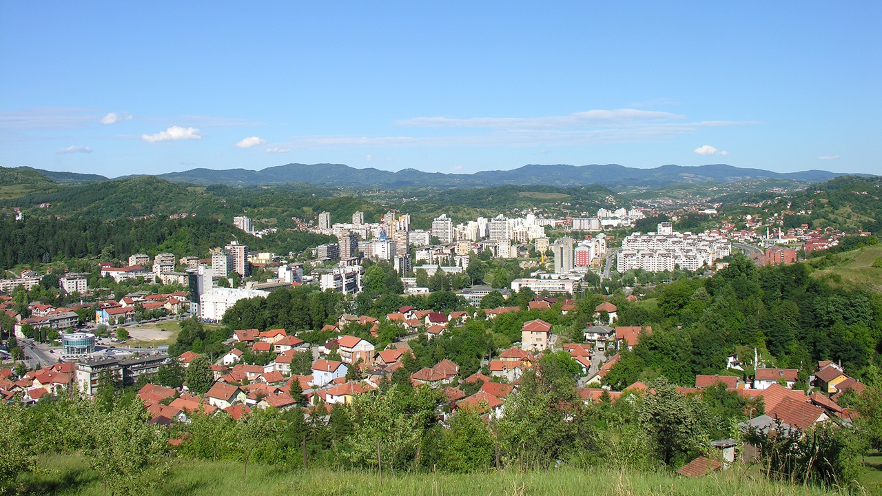 Letiště Tuzla (TZL) | © Ahmet Hukic | Dreamstime.com