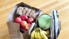 Nákup potravin online: Srovnání cen Košík, Rohlík a Tesco