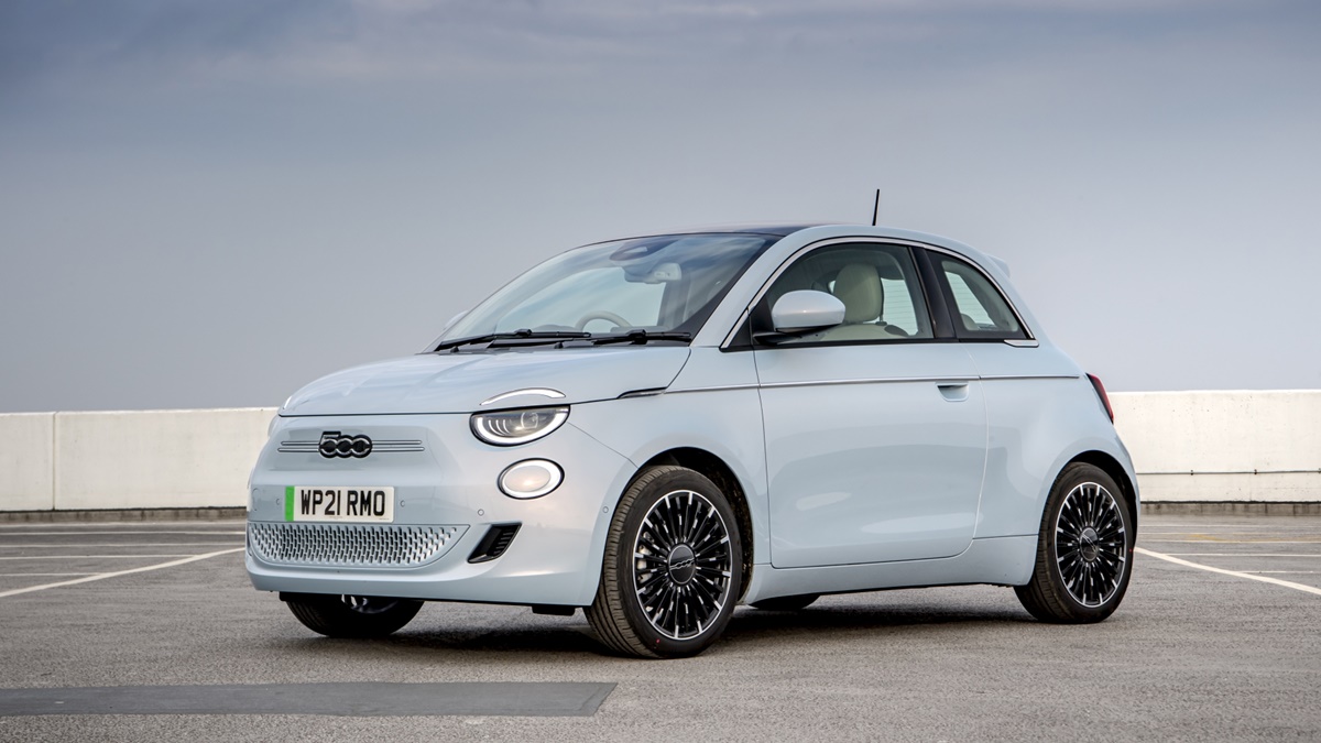Nejlevnější elektromobil 2025 → 9 modelů do 1 000 000 Kč | © Fiat