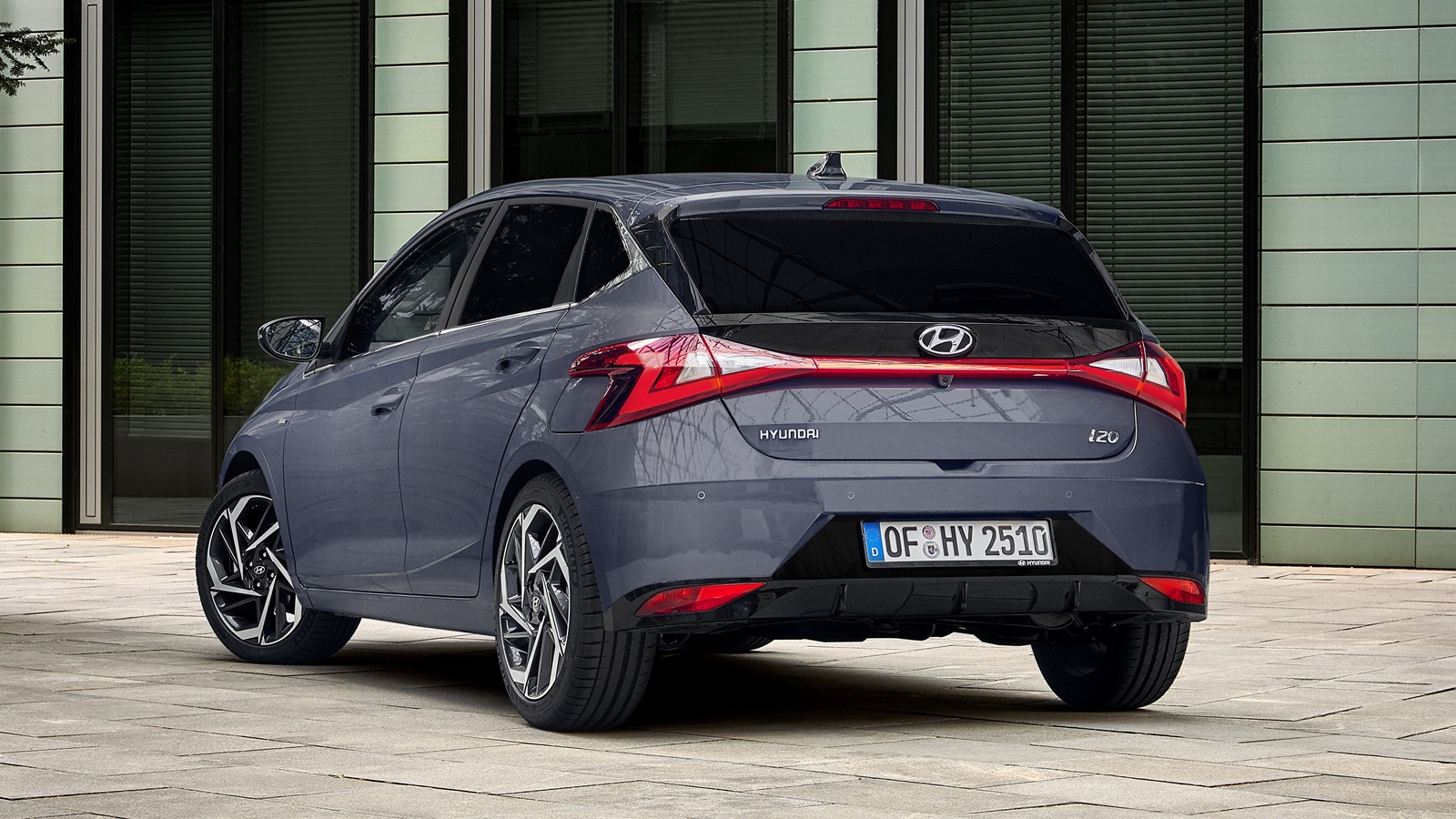 Nejlevnější nové auto 2023 → 10 modelů s cenou od 269 990 Kč | © Automobilka