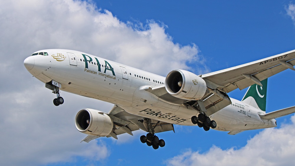 Pakistan International Airlines | © Tom Samworth | Dreamstime.com