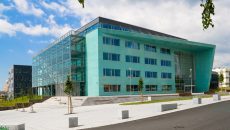 Poplatky na VŠB-TUO 2025: Poplatek za přihlášku, za delší studium…