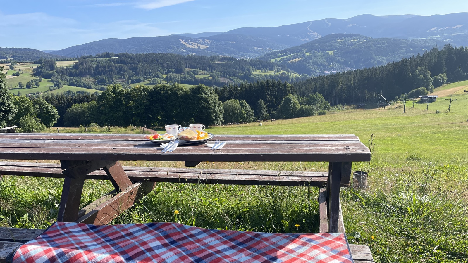 Recenze bezKempu: Airbnb pro glamping po celém Česku