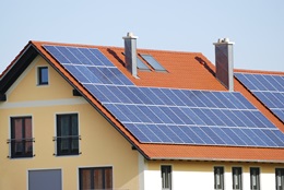 Fotovoltaická elektrárna na dům → Cena, dotace 2025, jak postupovat