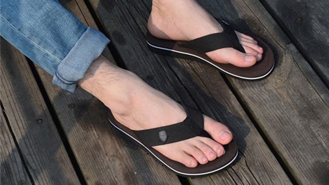Tipy z Aliexpressu: 10 tipů na letní obuv pro muže